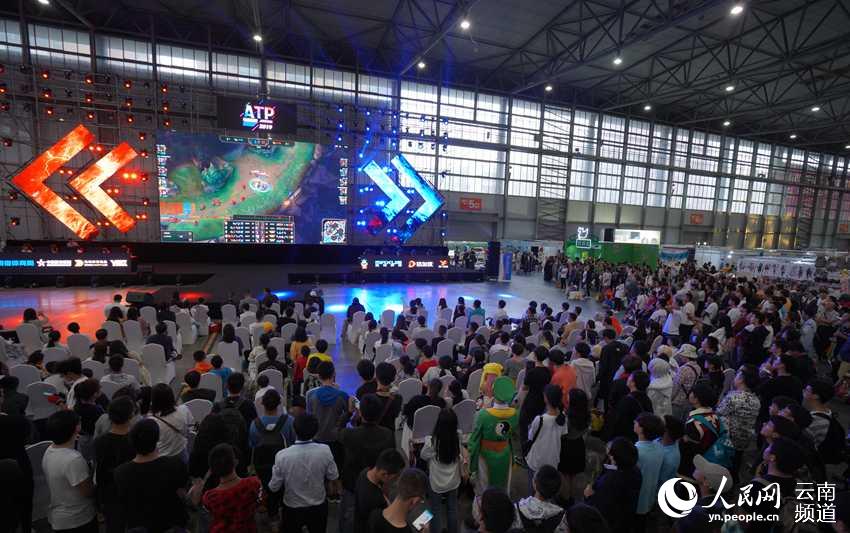 她们的强大 她们的强大