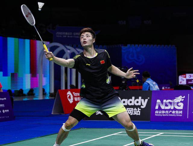 硬仗中倍受 硬仗中倍受